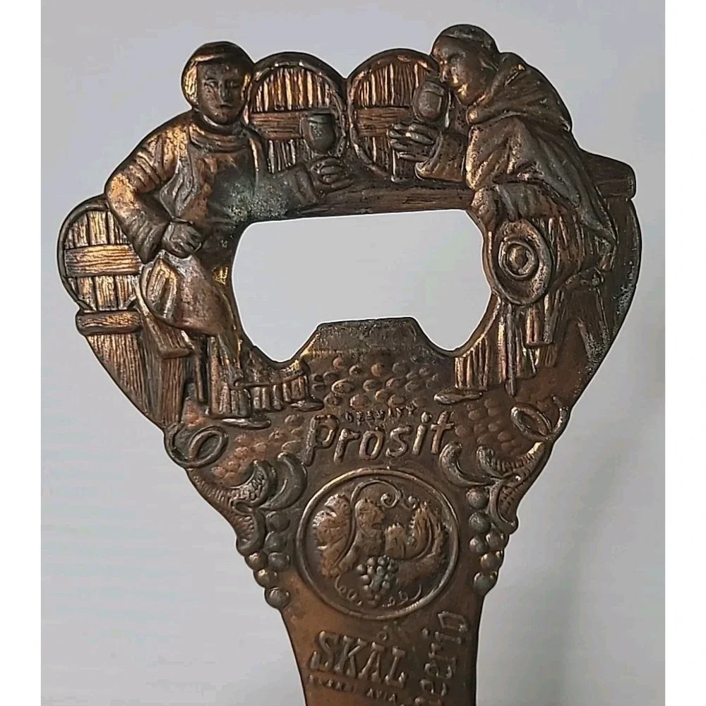 Vintage HUGE‎ Cheers Around the World Ornate Brass 8 1/2